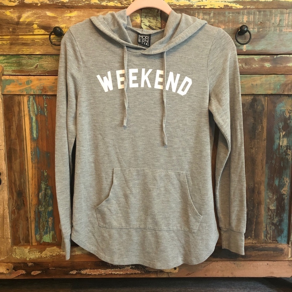 Modern Lux Women’s Graphic Long Sleeve Hoodie Top Lightweight Weekend Sz. Small